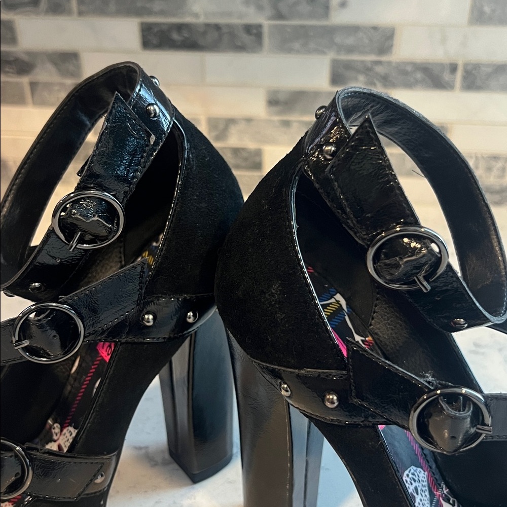 Betsyville Black high heels Size 7.5 - Picture 7 of 7